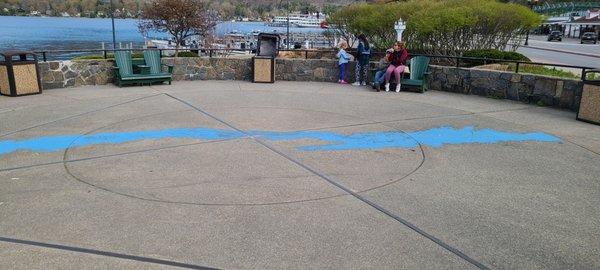 Stand on the crossing metal strips to hear your voice echo.