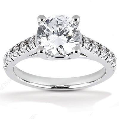 Engagement Ring with 1.0 Carat Round Diamond