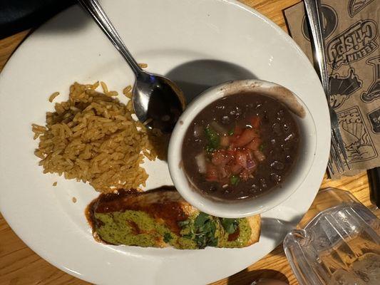 Ancho salmon with black beans and Mexican rice