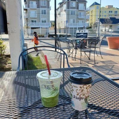 North Shore Green Smoothie, Dark Roast Coffee, (and an earlier customer) Pablo's Bowls in Ocean City, MD