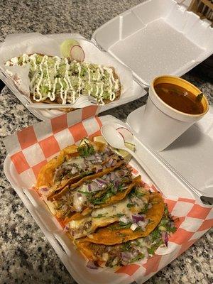 Huarache, Birria Tacos