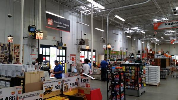 Lots of open self see lanes but none where an employee checks you out. The "new" HD, where the customers get to work.