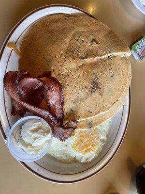 The milworker with blueberry pancakes