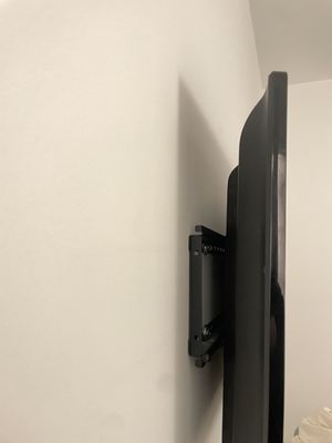 Tv mounting bracket