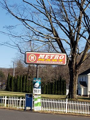 Metro Mart