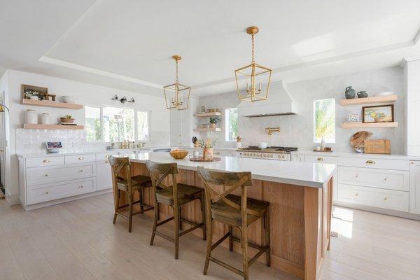 Spaces Renewed best Kitchen remodel contractor in Carlsbad, Encinitas, Rancho Santa Fe, Del Mar, Oceanside, San Diego, CA. spacesrenewed.com