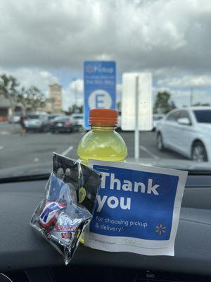 Great curbside service, staff gave Gatorade and candy