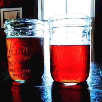 Alaskan Red Prop beer served in mason jars!