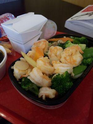 Steamed shrimp and mixed veg ($10)