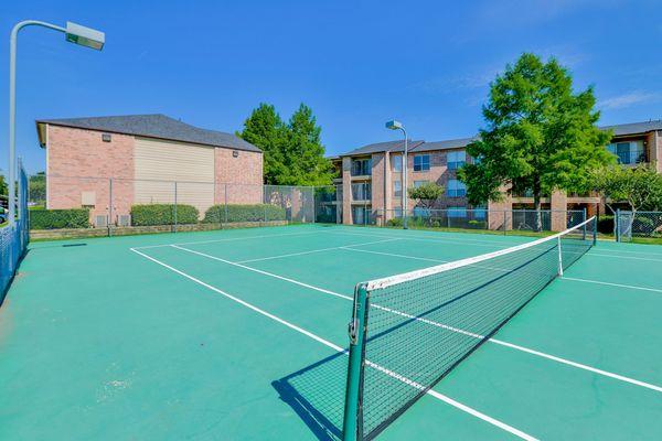 Creekside at Pear Ridge- Apartments for Rent in Dallas, TX