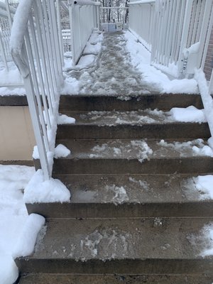 Ramp and stairs not cleared. Pt's coming out of the Dialysis can slip and fall...