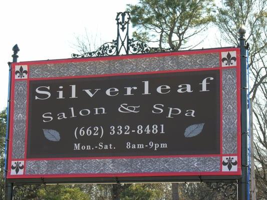 Silverleaf's Main sign.