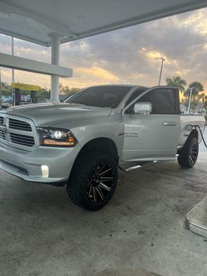 2019 silver Ram truck