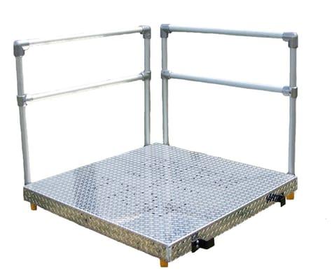 Platforms can be used with or without handrails for custom configuration of ramps.