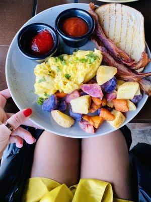 Breakfast your way with scramble eggs and multicolor potatoes.