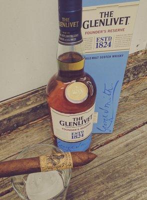 The Pairing... picked up GURKHA's Evil Torpedo from Smoker Friendly to compliment Glenlivet Founder's Reserve.