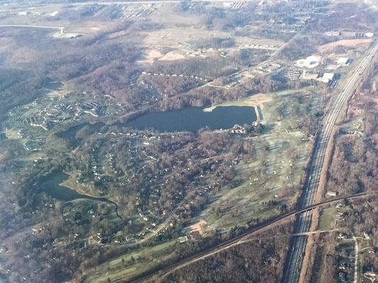 Fly past. Turnpike on right side.