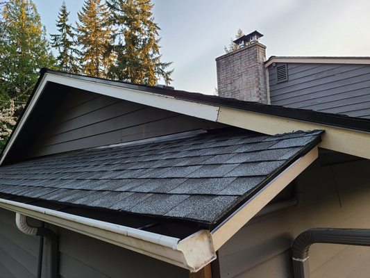 GAF Timberline HD pewter gray shingles