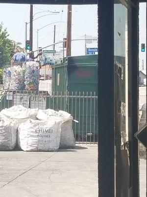 Lomeli Recycling Center