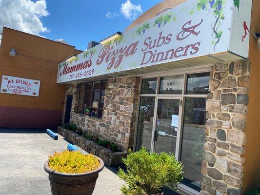 Mamma’s Pizza Subs And Dinners