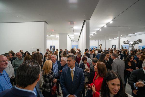 Amazing vibe on the opening of Julio Larraz |Behind the Curtain of Dreams|