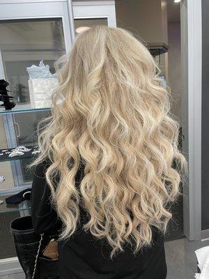 Another pretty blonde!