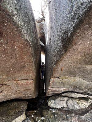 Massive fissure between two boulders