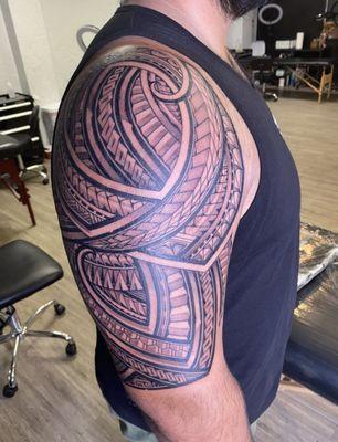 Tattoo done by: Kainoa (Owner/Tattoo Artist) 
PLEASE TEXT 808-937-9176 TO SCHEDULE A TATTOO APPOINTMENT