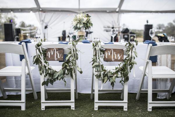 Rentals_White folding chairs