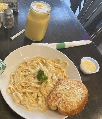 Chicken Alfredo