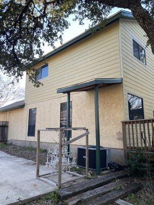 Removed old siding and replace new James Hardi siding where the homeowner is going to paint afterwards!