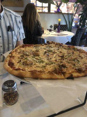 The Valle pizza with chicharones and green chili