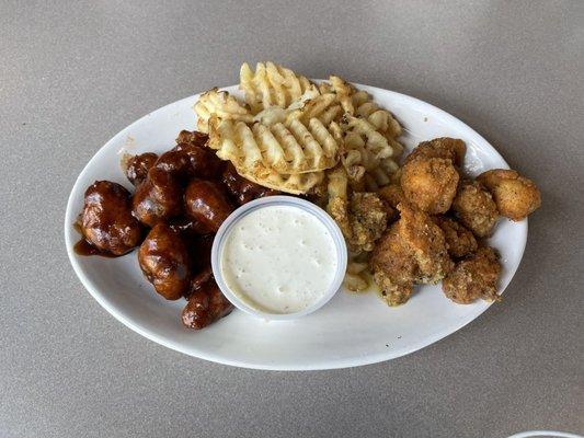 Boneless wings- honey bbq (left) garlic parm (right)