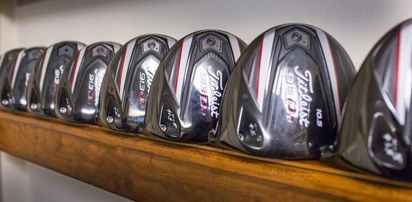 Titleist 915 & 917 D2 driver fitting heads in different loft angles for best results.