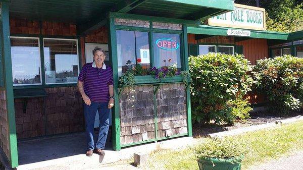 Steve Hall, bookstore manager, enjoys the sunshine on the Oregon Coast.