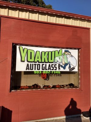 Yoakum Auto Glass