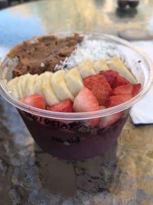 Tropical Acai Bowl 16oz