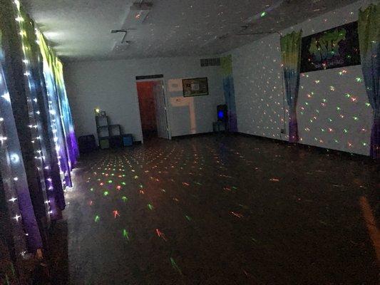 The studio is equipped with Party lights to make you feel like you're dancing at a club. Fitness so fun you won't realize your working out!