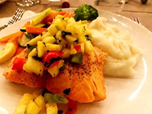 Salmon w/ veggies and subbed mashed potatoes for rice