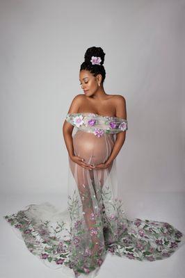 Maternity Studio Shoot (Lily)