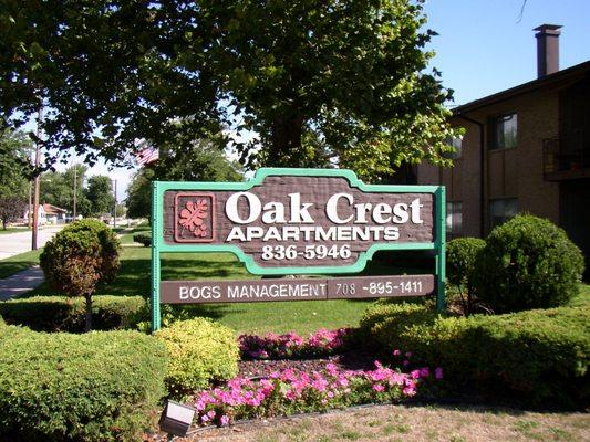 Oak Crest Apartments