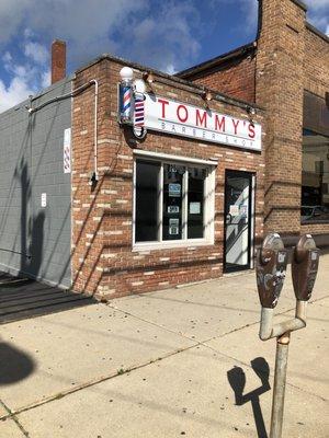 Tommy's Barber Shop