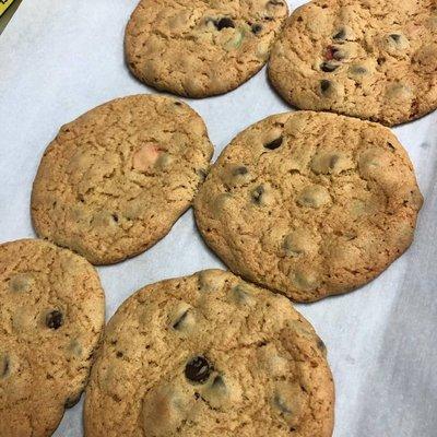 Fresh Baked Chocolate chip cookies with M&M's