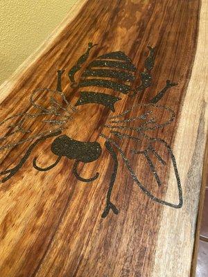 bee inlay