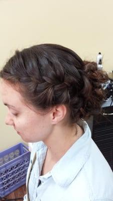 Updo by kimie