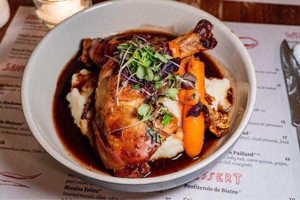 Chicken Confit w/ Mashed Potatoes - IG: allie_eats_world