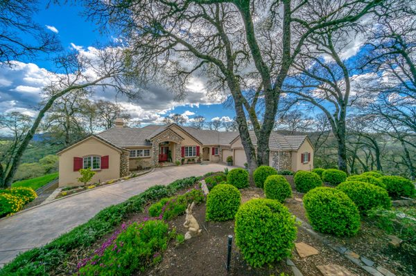 Featured Home of the month: 40 Longhorn Ridge Road Napa- 63 +/- acres Offered at $1,749,000