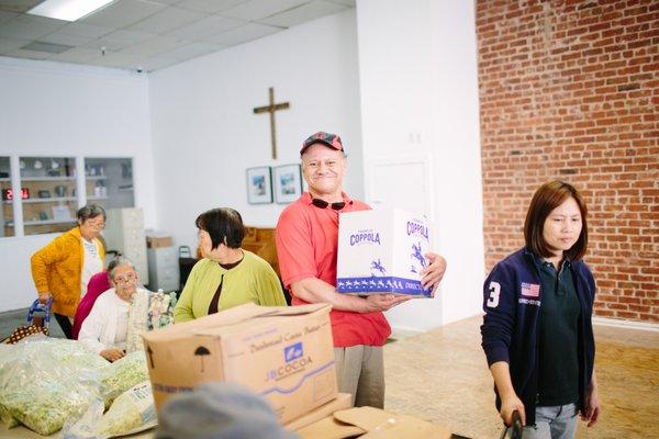 Food is provided by the SF Marin Food Bank, volunteers are always welcome!