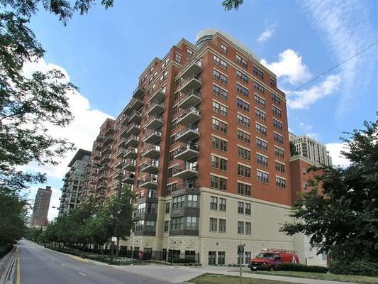 Lakeside on the Park Condos in Chicago, IL