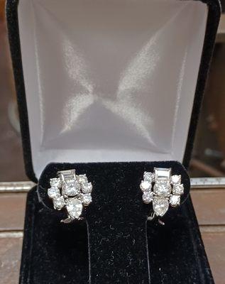 Red carpet level diamond earrings!